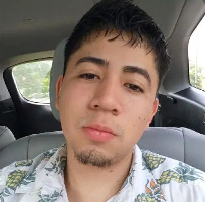 <em>Fabian Torres</em>